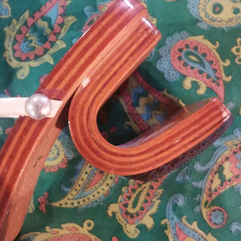 Groovy wooden shoes with curved heel 70s vintage style high heels - Picture 4 of 8